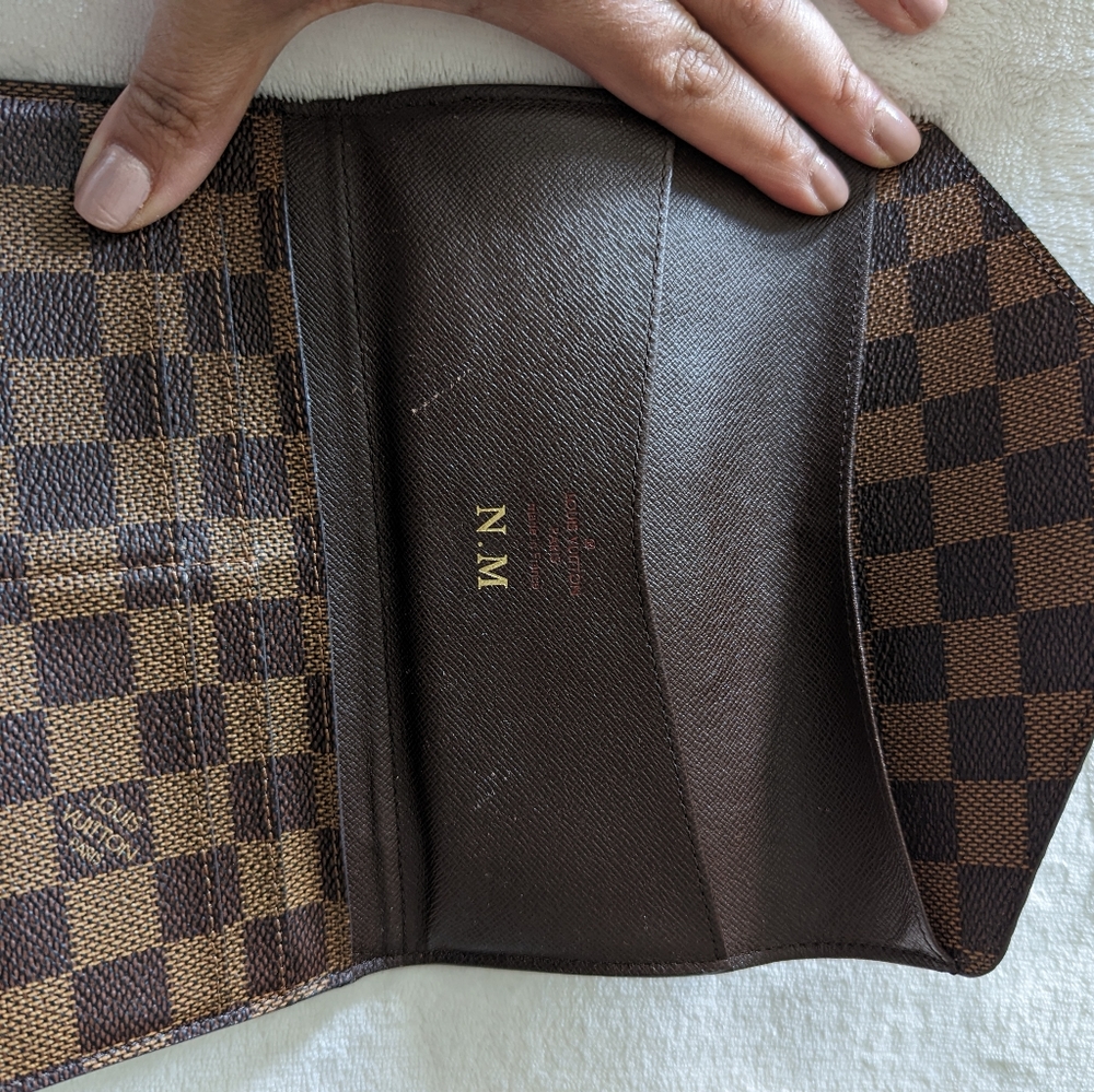 LV wallet - Picture 2 of 5